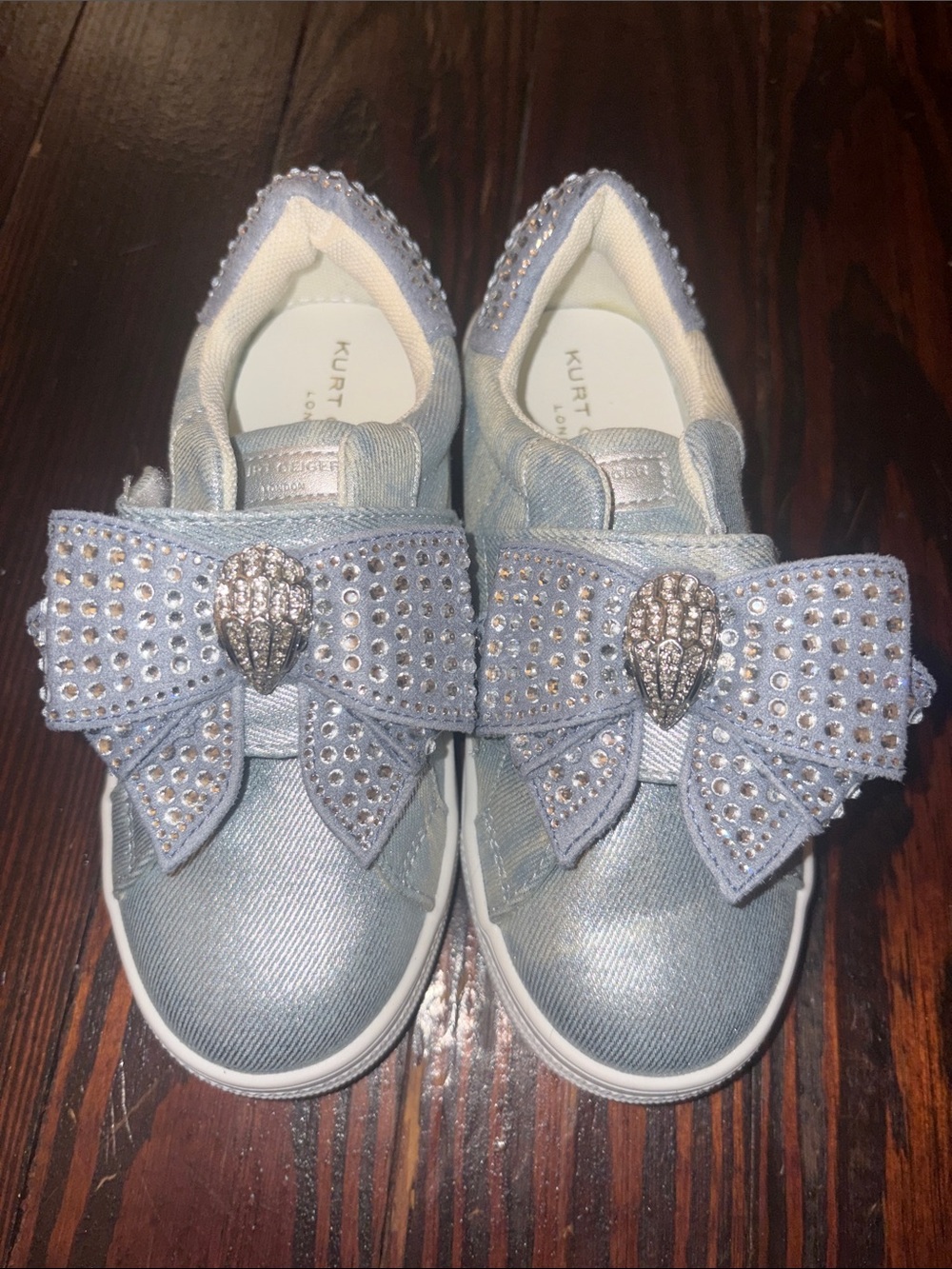 Kurt Geiger Kids Pale Blue Bow Slip-On Sneakers with Crystal Bee